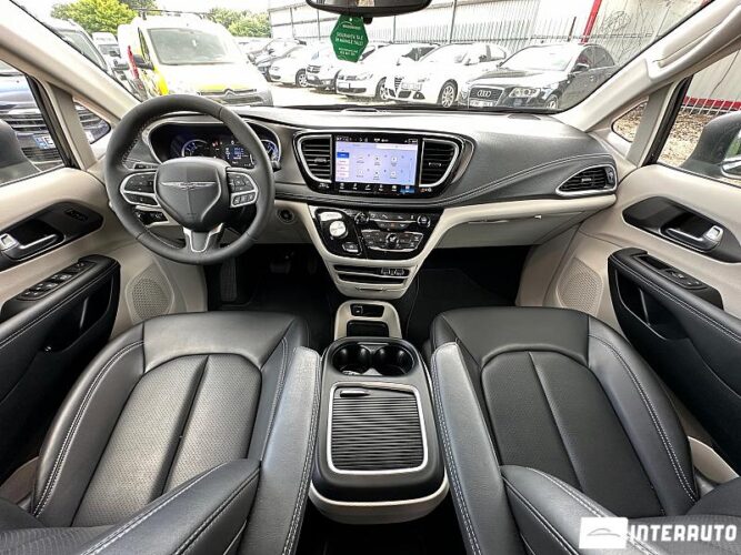 Chrysler Pacifica 48 interauto-car