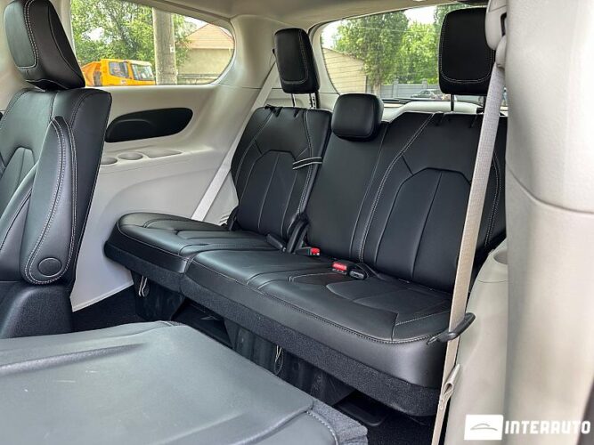 Chrysler Pacifica 62 interauto-car