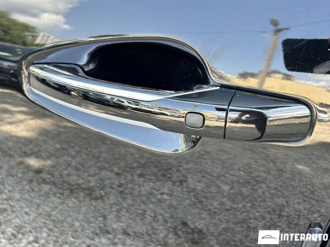 Kia K7 35 interauto-car