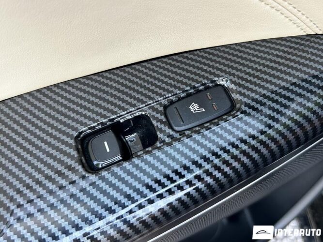 Kia K7 48 interauto-car