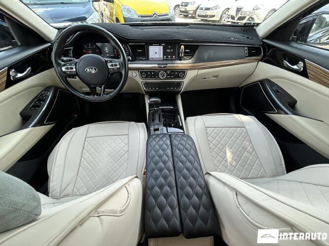 Kia K7 39 interauto-car
