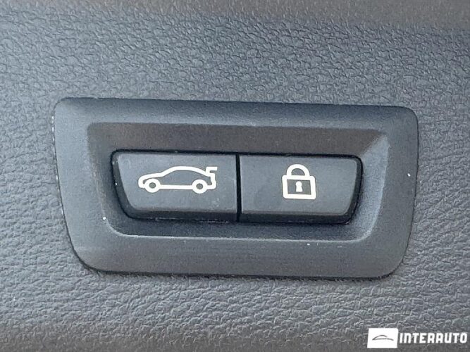 BMW X3 2.8i 56 interauto-car