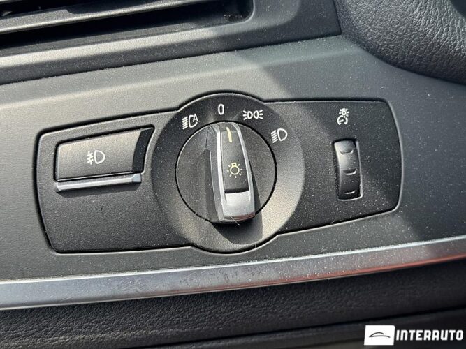 BMW X3 2.8i 54 interauto-car