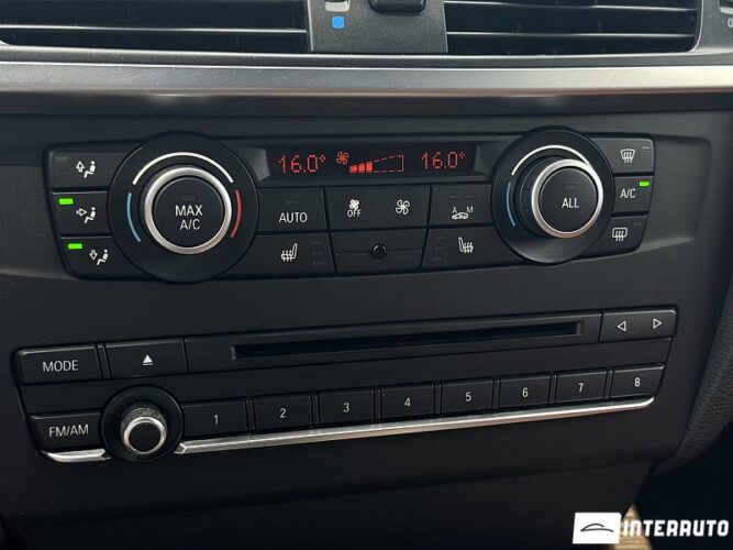 BMW X3 2.8i 45 interauto-car