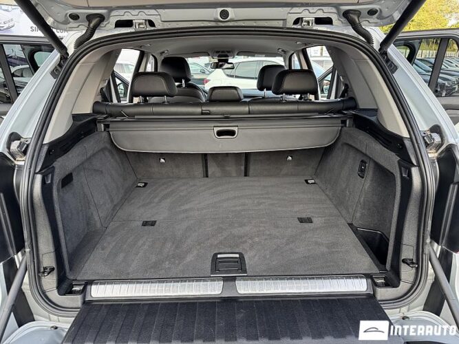 BMW X5 4.0e 53 interauto-car