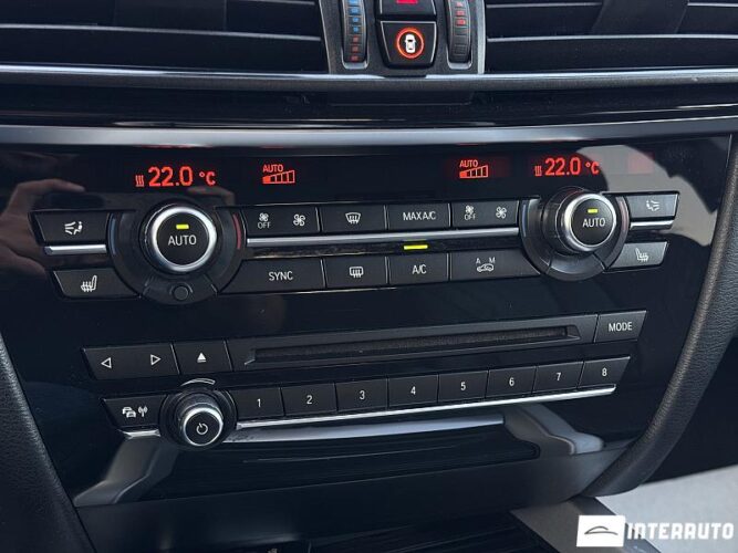 BMW X5 4.0e 43 interauto-car