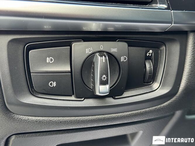 BMW X5 4.0e 51 interauto-car