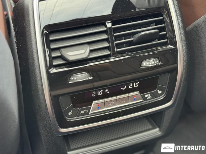 BMW X5 4.0i 53 interauto-car