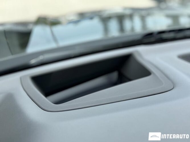 BMW X5 4.0i 45 interauto-car