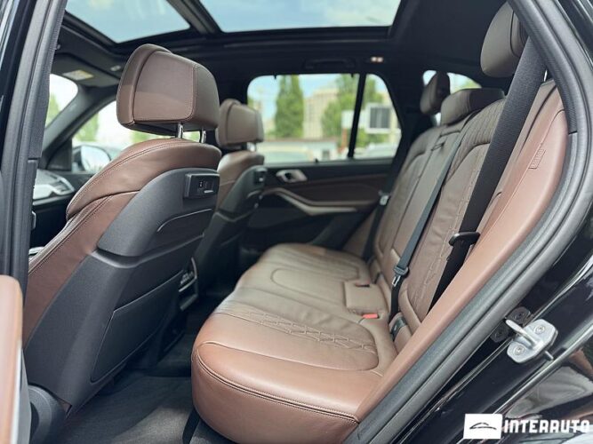 BMW X5 4.0i 52 interauto-car