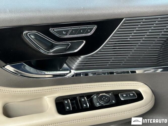 Lincoln Corsair 39 interauto-car