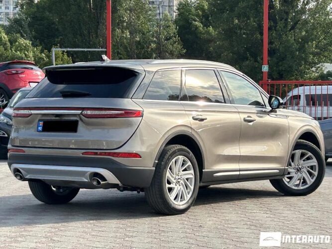 Lincoln Corsair 34 interauto-car