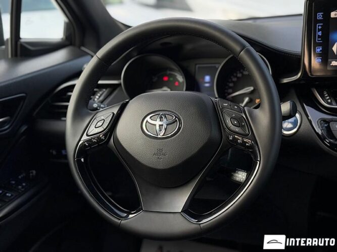 Toyota C-HR 40 interauto-car