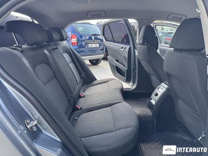 Skoda Superb 43 interauto-car