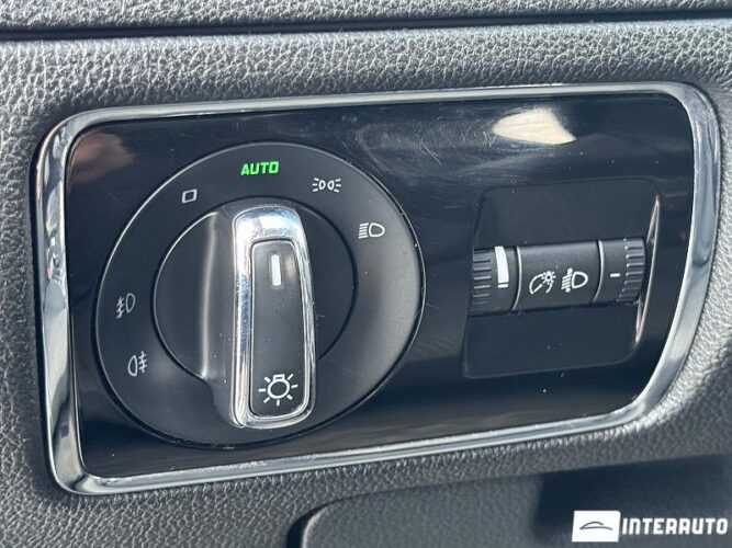 Skoda Superb 46 interauto-car