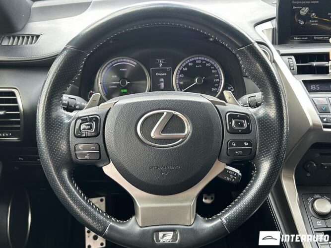 Lexus NX 300H 42 interauto-car