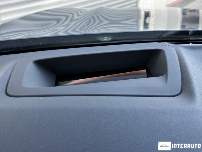 BMW X3 3.0e 47 interauto-car