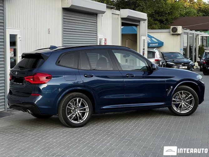 BMW X3 3.0e 41 interauto-car