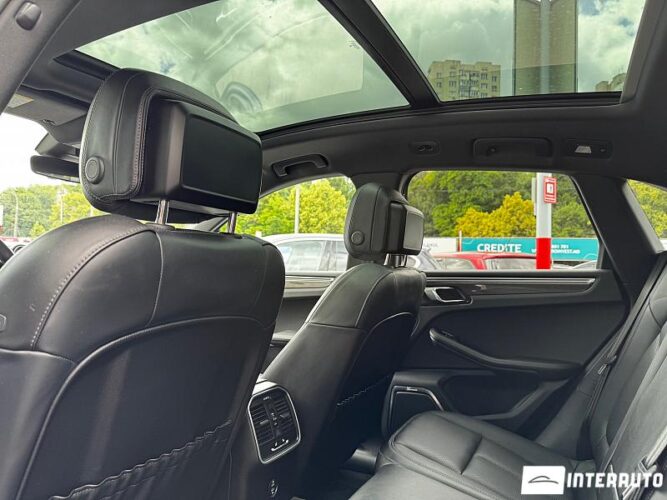 Porsche Macan S 53 interauto-car