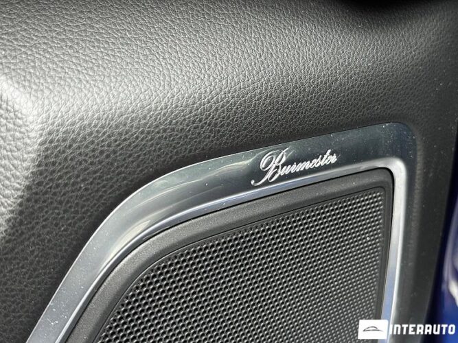 Porsche Macan S 48 interauto-car