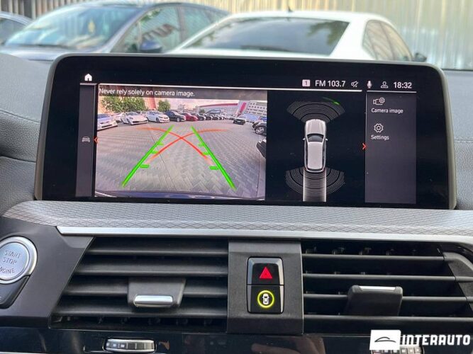 BMW X3 3.0i 44 interauto-car