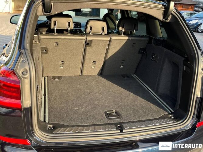 BMW X3 3.0i 53 interauto-car