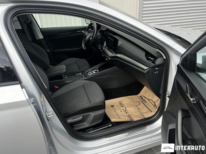 Skoda Octavia 40 interauto-car