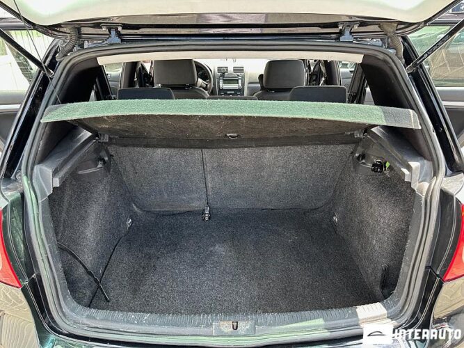 Volkswagen Golf 41 interauto-car