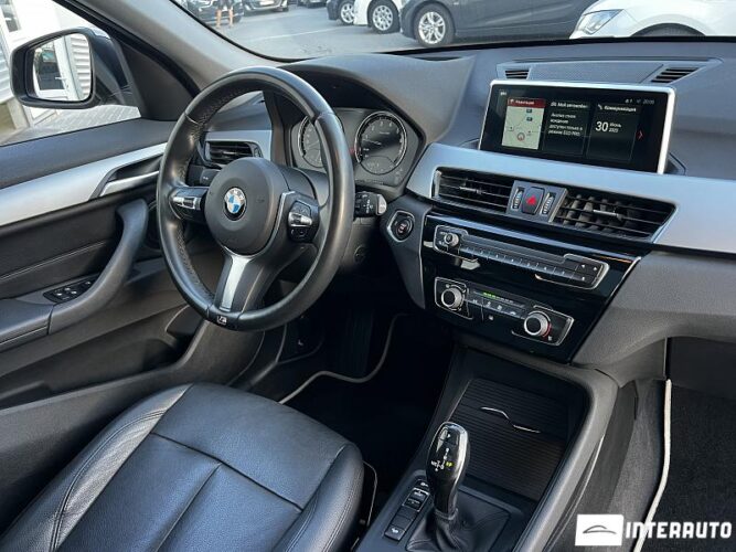 BMW X1 2.0i 38 interauto-car