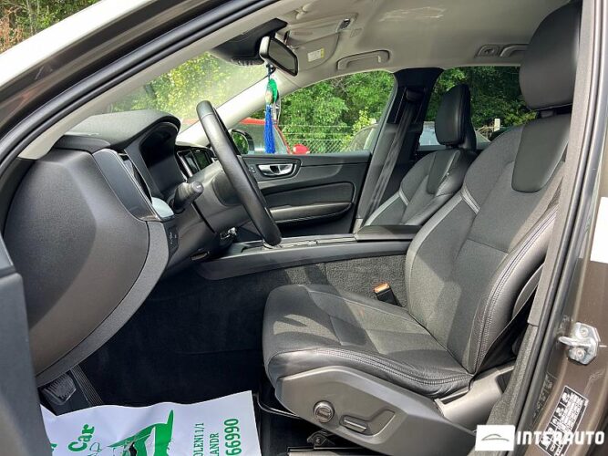 Volvo XC 60 36 interauto-car