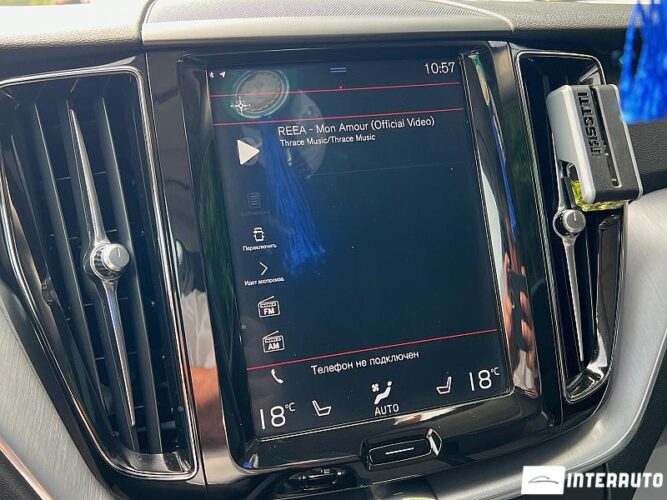 Volvo XC 60 41 interauto-car