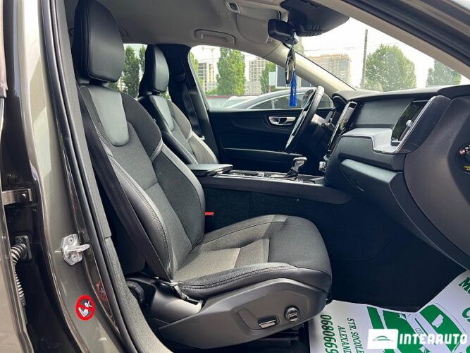 Volvo XC 60 44 interauto-car