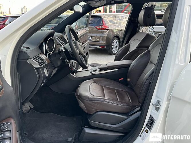 Mercedes GL 350 44 interauto-car