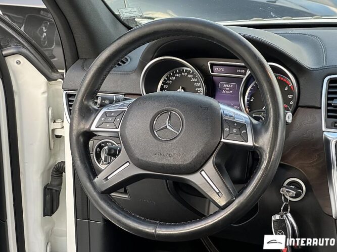 Mercedes GL 350 46 interauto-car