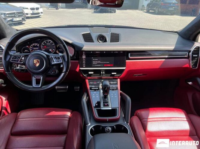 Porsche Cayenne Turbo 41 interauto-car