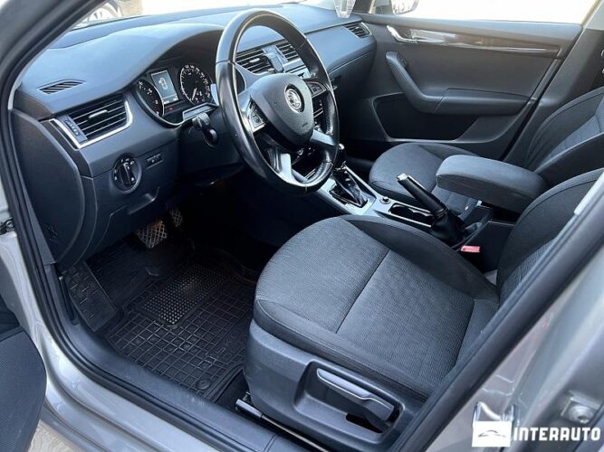 Skoda Octavia 36 interauto-car