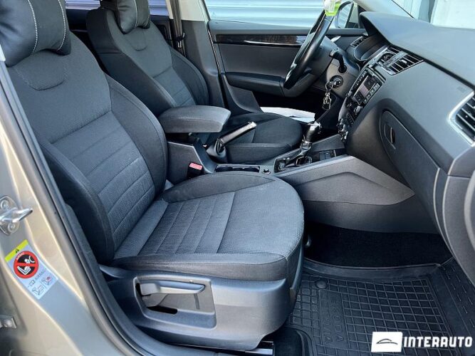 Skoda Octavia 48 interauto-car