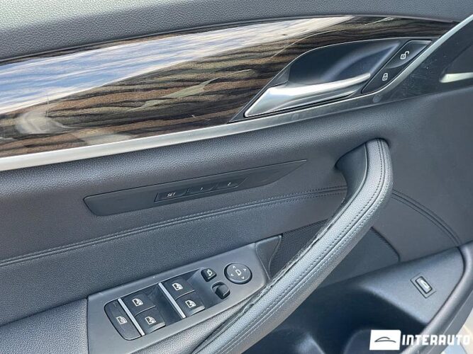 BMW 530 34 interauto-car