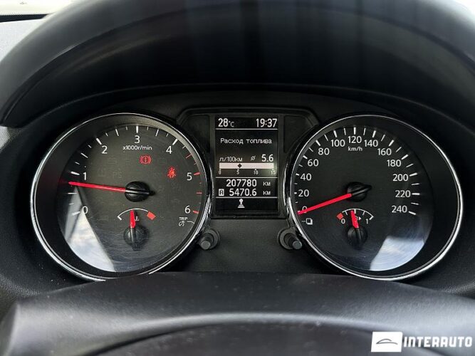 Nissan Qashqai 39 interauto-car