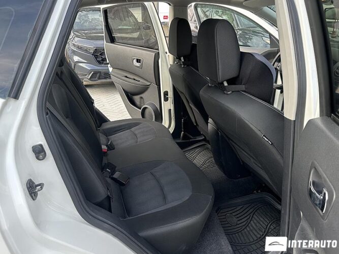 Nissan Qashqai 46 interauto-car