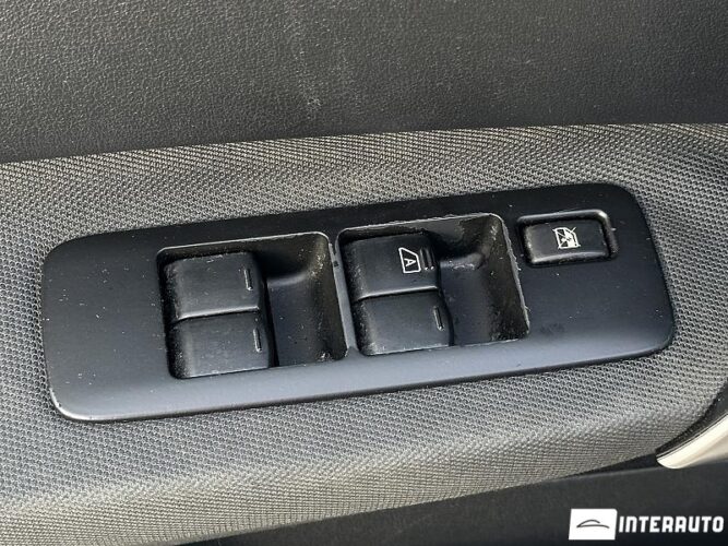 Nissan Qashqai 49 interauto-car