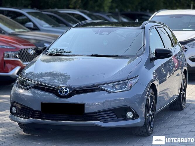 Toyota Auris 32 interauto-car