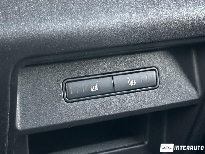 Land Rover Discovery Sport 52 interauto-car