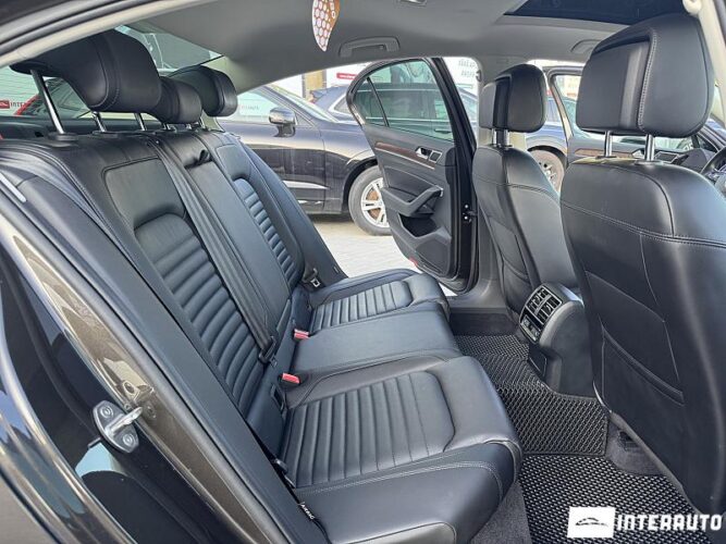 Volkswagen Passat 51 interauto-car