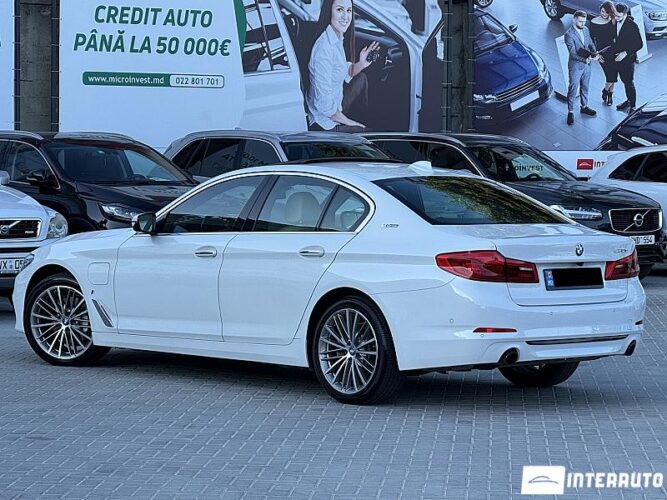 BMW 530e 40 interauto-car