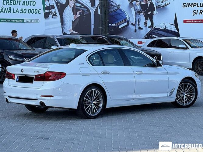 BMW 530e 39 interauto-car