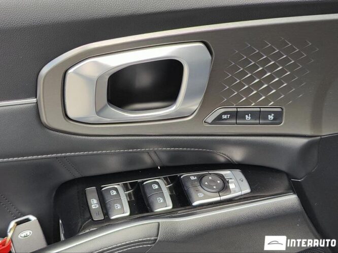 Kia Sorento 54 interauto-car