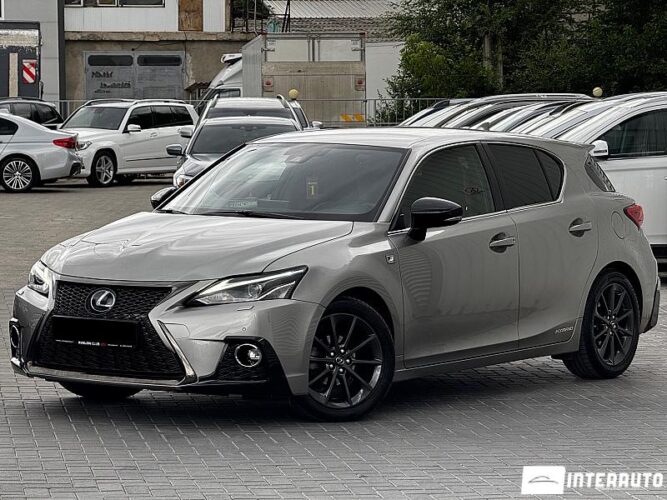 Lexus CT 200h 2018 doar la InterAuto