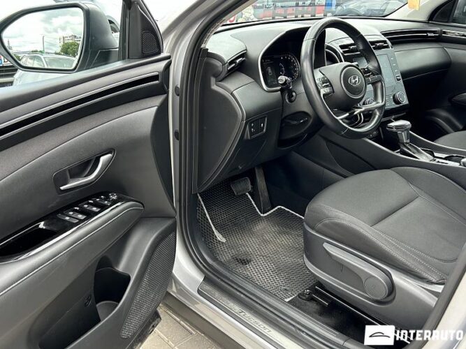 Hyundai Tucson 32 interauto-car