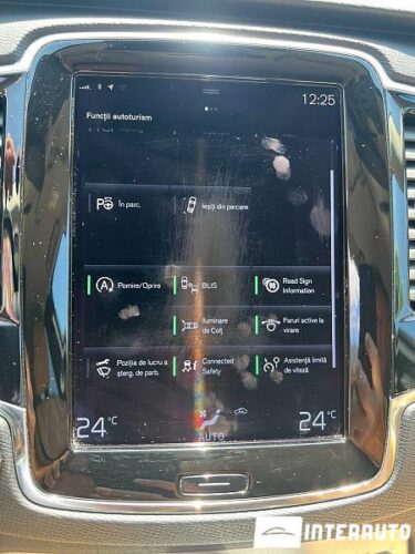 Volvo XC 90 44 interauto-car